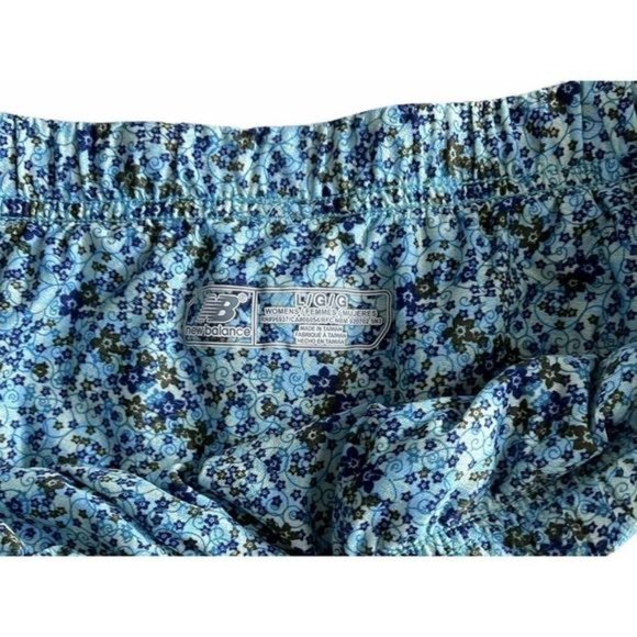 New Balance Running Shorts Size Large - Picture 5 of 5